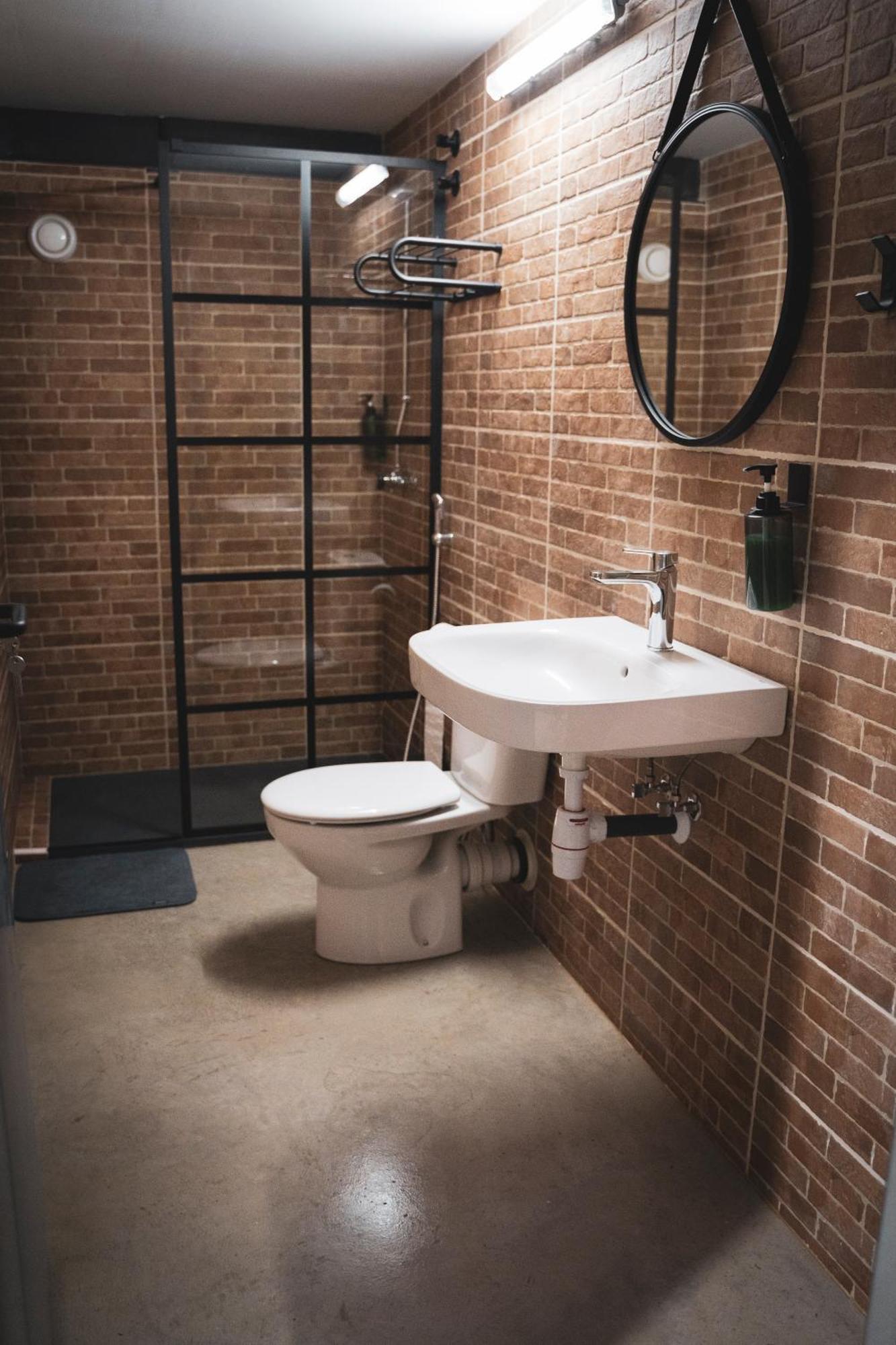 Gallery Hostel Madrid Residencia Екстериор снимка